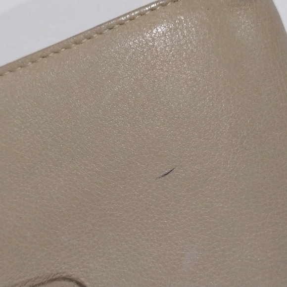 Salvatore Ferragamo Beige Leather Long Wallet Women – Luxury Designer Gancini - Picture 6 of 16